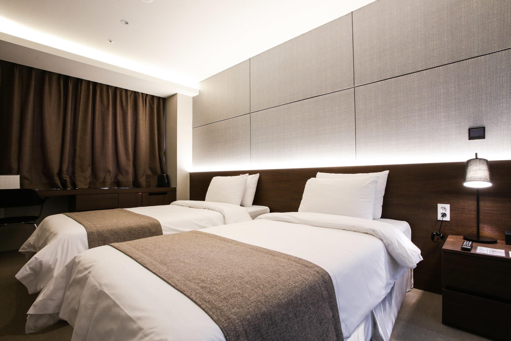 M Stay Hotel Gyeonggi Giheung Yongin Exterior photo